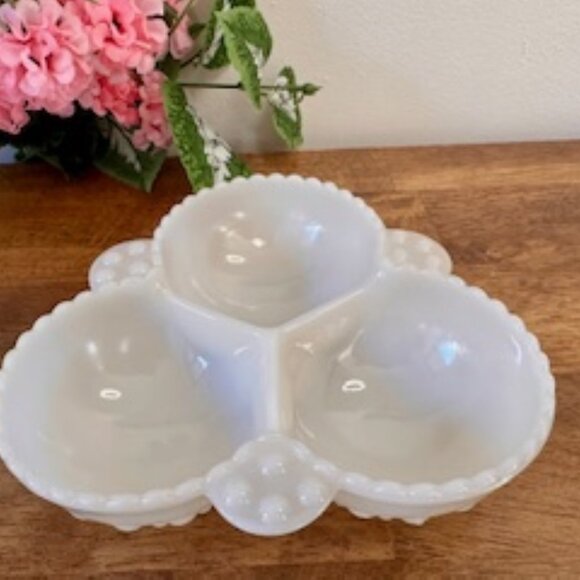 Vintage Fenton‎ Hobnail Creamy White Milk Glass Divided Dish 3 Section MCM - Picture 3 of 5